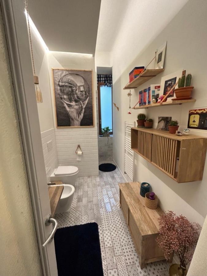 Gam Gam Isola Room Rent Milan Bagian luar foto